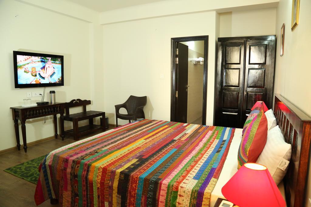 Saket Inn Jaipur Ngoại thất bức ảnh